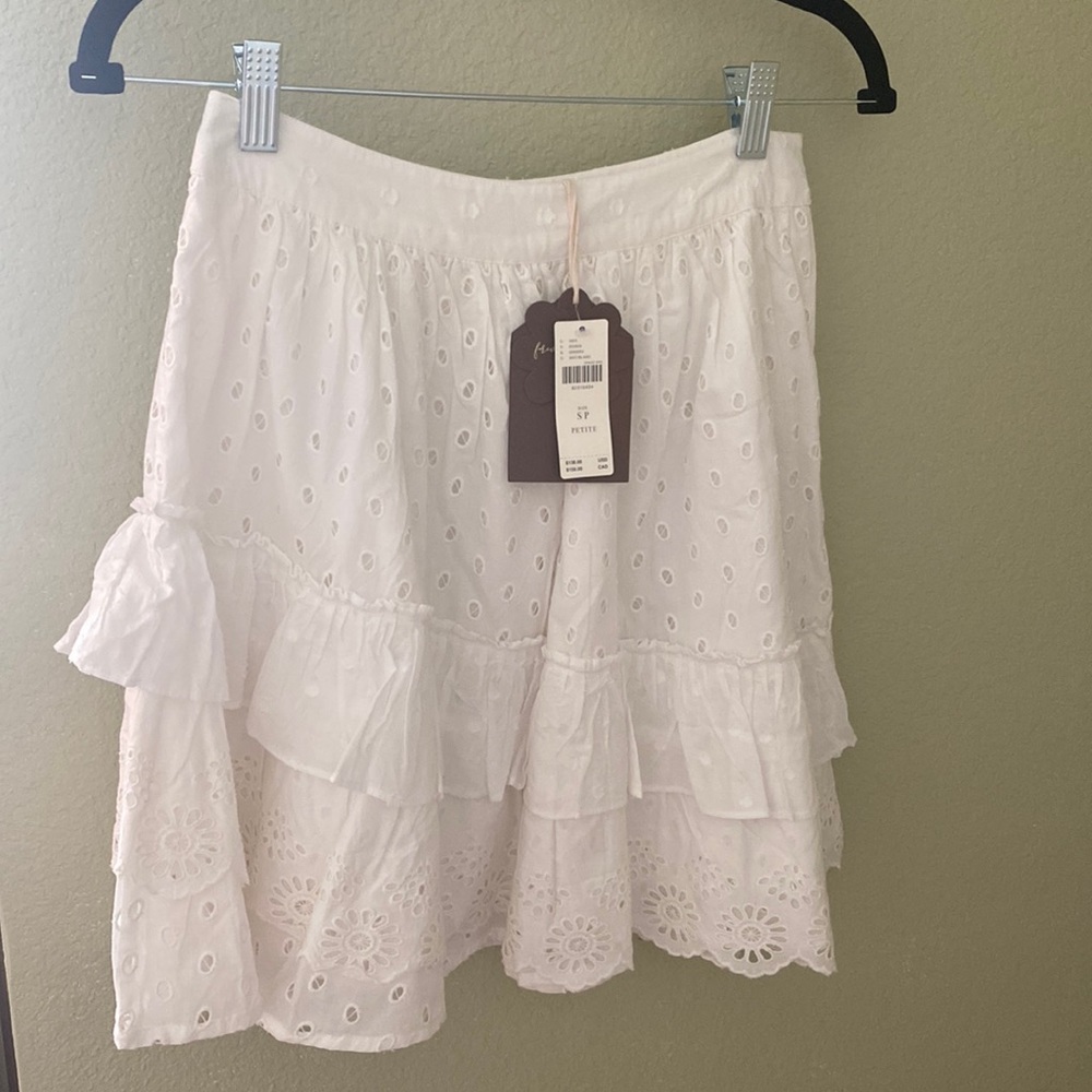 White ruffle mini skirt Anthropologie small petite NWT
